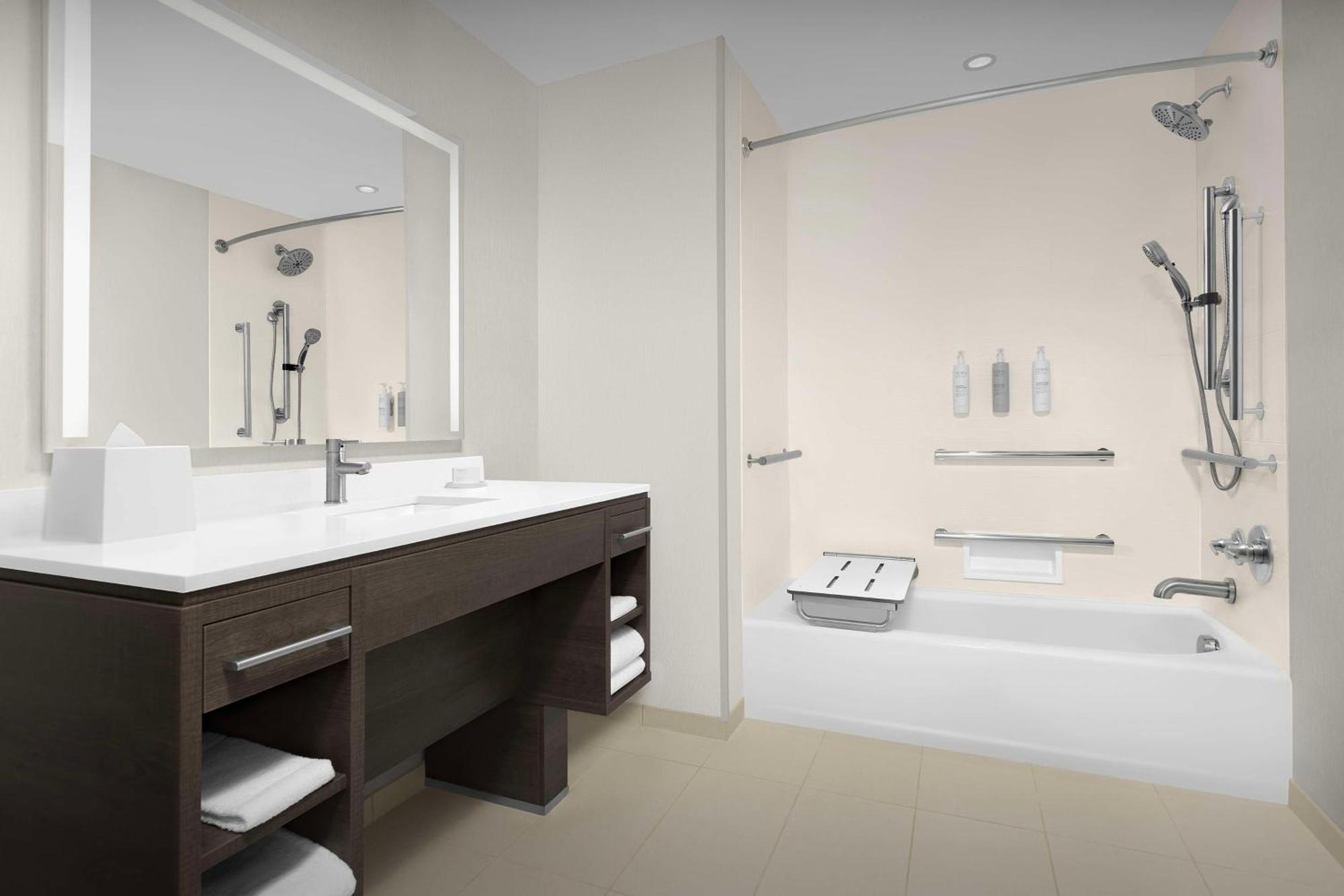 Home2 Suites By Hilton Falls Church Extérieur photo