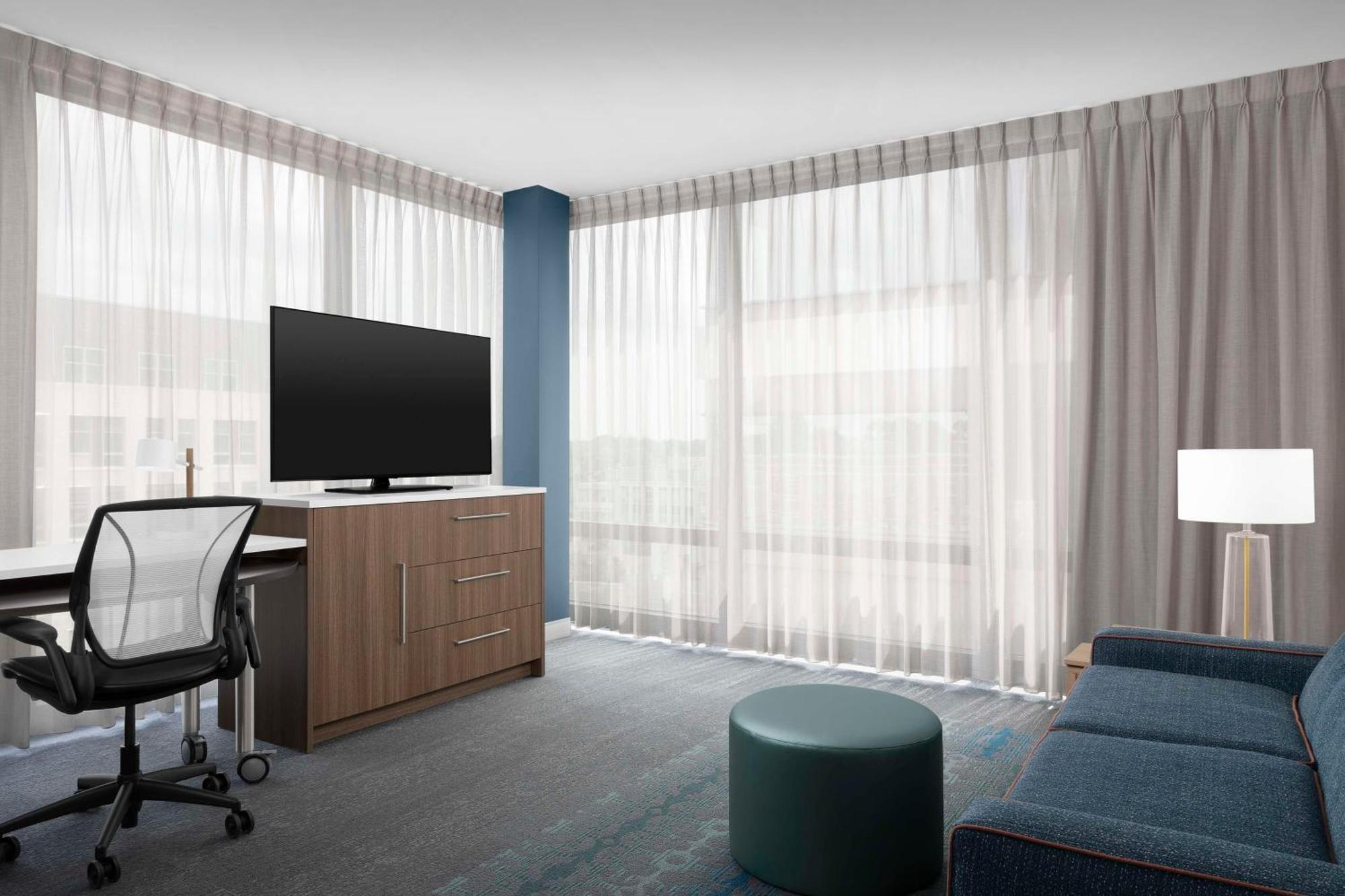 Home2 Suites By Hilton Falls Church Extérieur photo